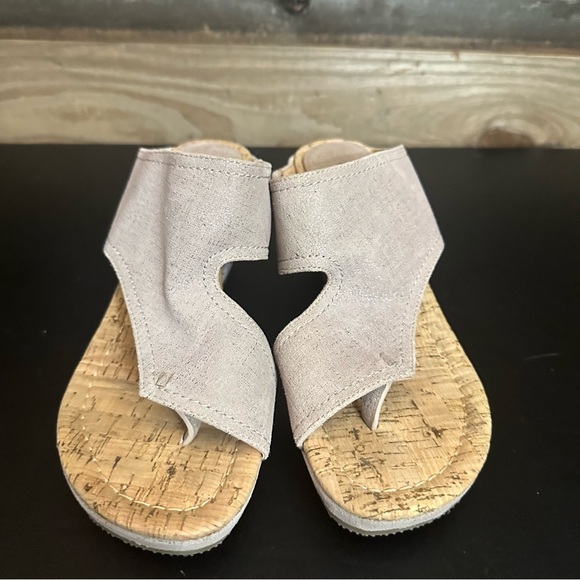 Donald Pliner Cork Footbed Wedge Slip On Sandals 9 Tan Metallic Leather Designer - Picture 6 of 10